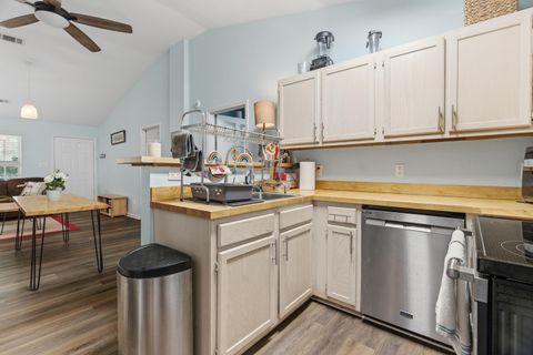 Tiny photo for 275 E Harrison Street, Tallahassee, FL 32301 (MLS # 398446)