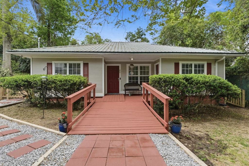 Photo of 275 E Harrison Street, Tallahassee, FL 32301 (MLS # 398446)