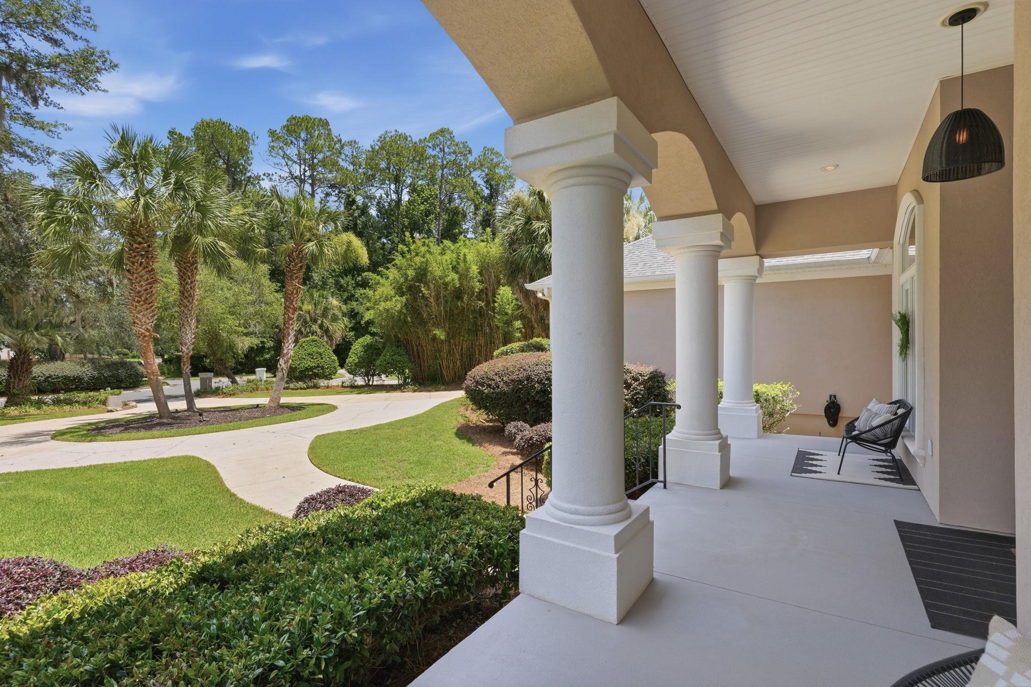 1305 W Rachel Lane