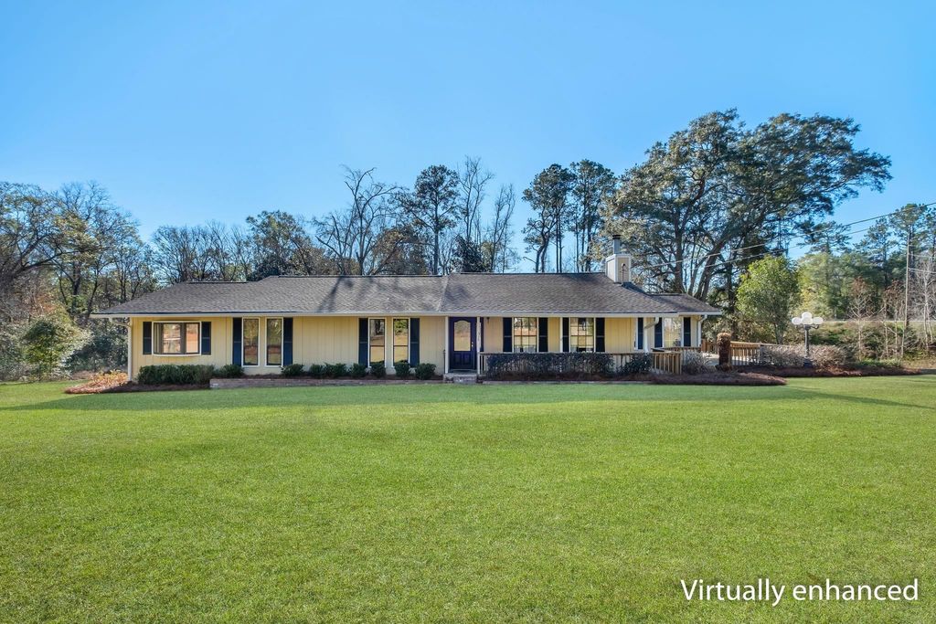 Photo of 319 McLendon Lane, Quincy, FL 32351 (MLS # 395070)