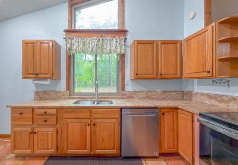 Tiny photo for 2275 Beaver Creek Drive, Havana, FL 32333 (MLS # 399398)