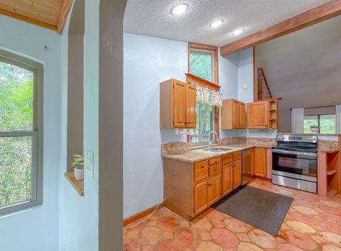 Tiny photo for 2275 Beaver Creek Drive, Havana, FL 32333 (MLS # 399398)