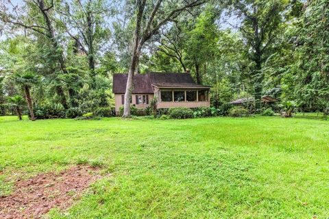 Photo of 5301 Gentle Breeze Drive, Tallahassee, FL 32309 (MLS # 389402) Photo of 5301 Gentle Breeze Drive, Tallahassee, FL 32309 (MLS # 389402)