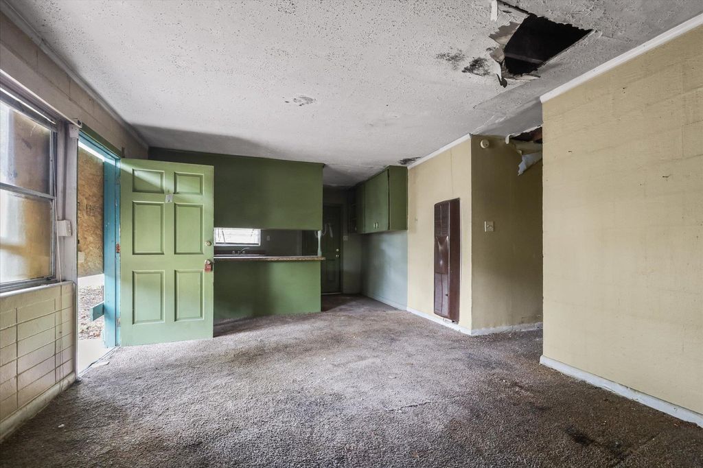 Photo of 1342 Nylic Street, Tallahassee, FL 32304 (MLS # 392843)