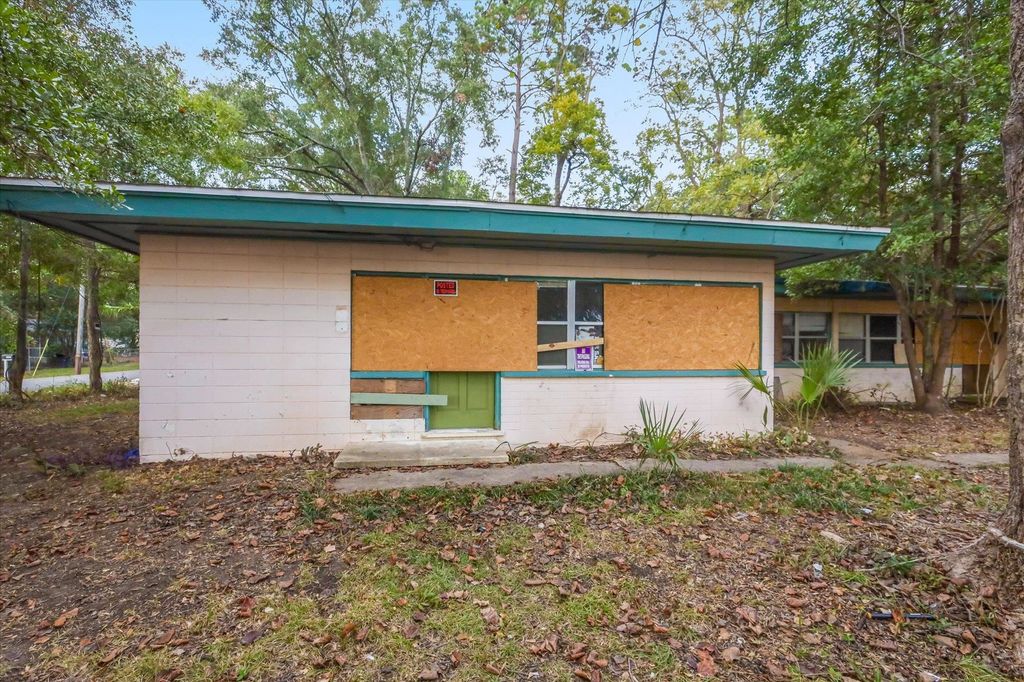 Photo of 1342 Nylic Street, Tallahassee, FL 32304 (MLS # 392843)