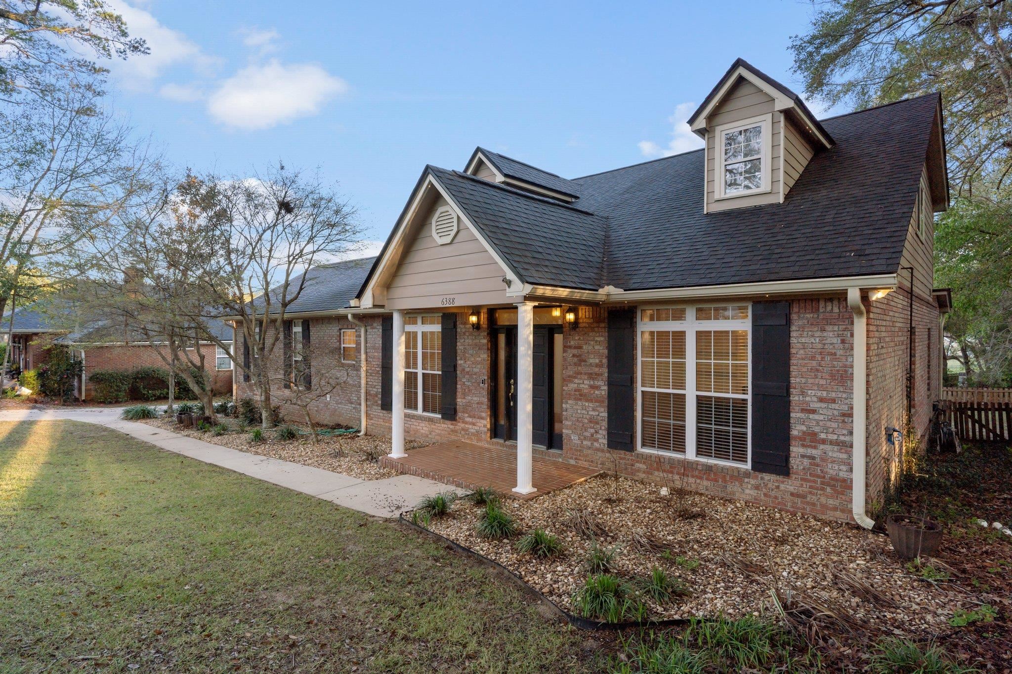 6388 Mallard Trace Drive