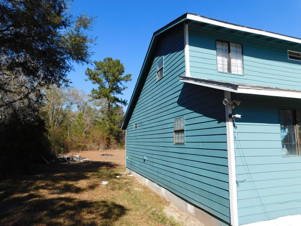 Photo of 1181 ElK Club Road, Quincy, FL 32353 (MLS # 396249)