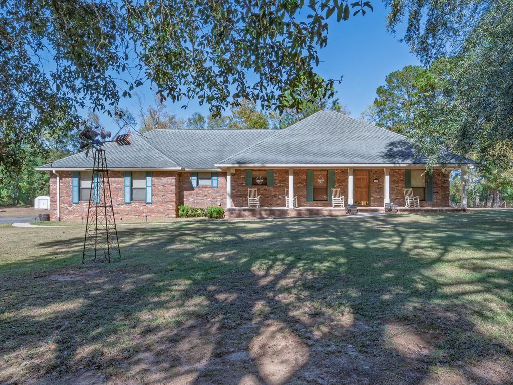 Photo of 8821 Green Acorn Lane, Tallahassee, FL 32317 (MLS # 393295)