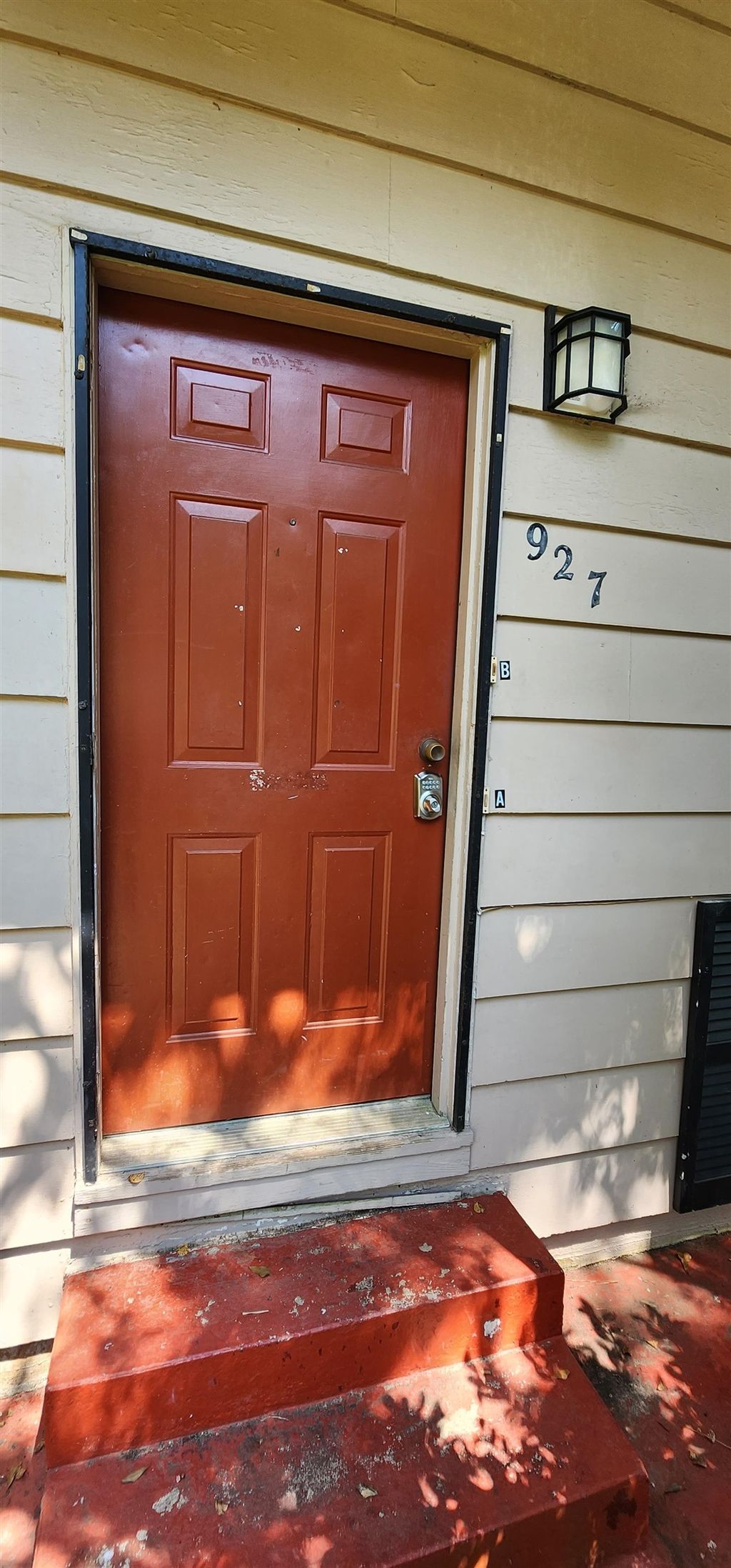 Photo of 927 HAWTHORNE APT B Street, Tallahassee, FL 32308 (MLS # 392058)
