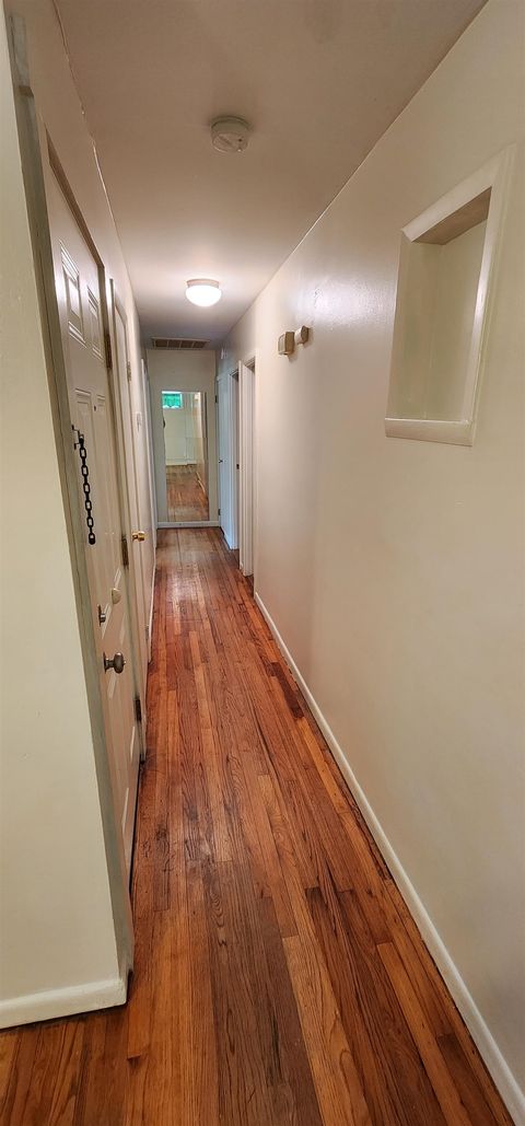 Tiny photo for 927 HAWTHORNE APT B Street, Tallahassee, FL 32308 (MLS # 392058)