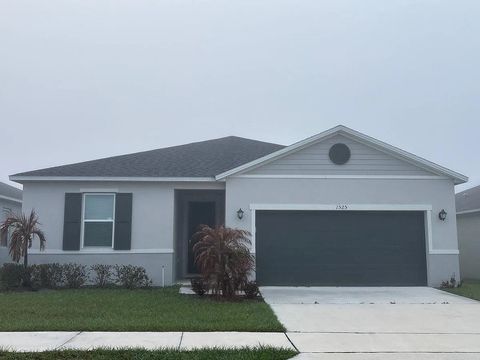 Photo of 1525 Mattie Pointe Place, Other Florida, FL 33823 (MLS # 397874)