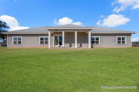 Tiny photo for 925 HIAWATHA FARMS Road, Monticello, FL 32344 (MLS # 399015)