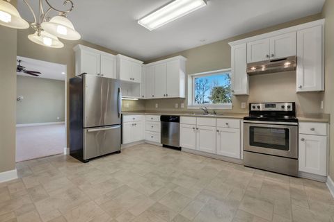 Tiny photo for 925 HIAWATHA FARMS Road, Monticello, FL 32344 (MLS # 399015)