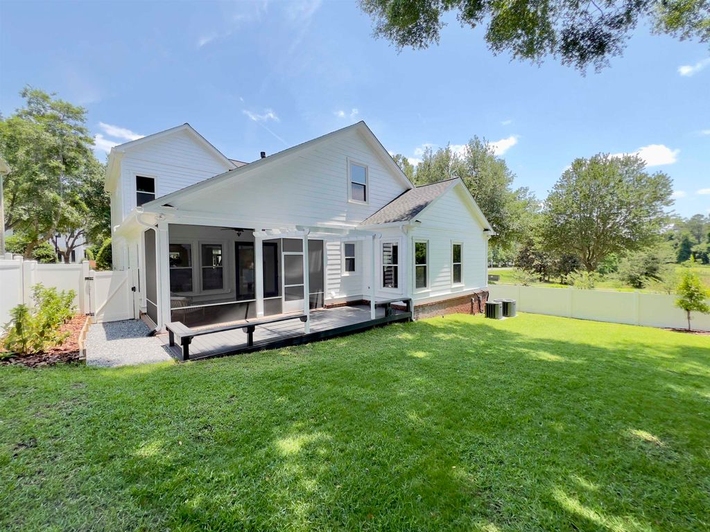 Photo of 5718 Roanoke Trail, Tallahassee, FL 32312 (MLS # 389235)