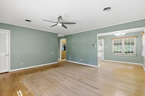 Tiny photo for 615 N Calhoun Street, Quincy, FL 32351 (MLS # 397799)