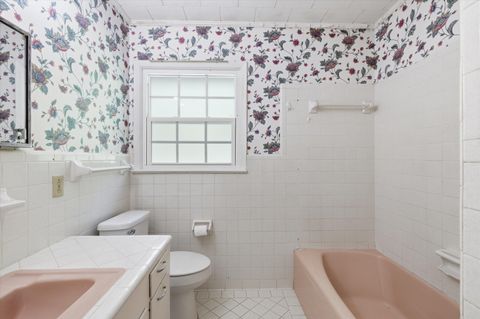 Tiny photo for 615 N Calhoun Street, Quincy, FL 32351 (MLS # 397799)