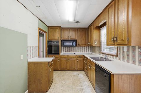 Tiny photo for 615 N Calhoun Street, Quincy, FL 32351 (MLS # 397799)