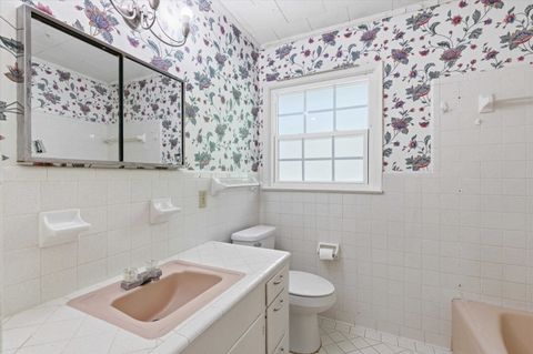 Tiny photo for 615 N Calhoun Street, Quincy, FL 32351 (MLS # 397799)