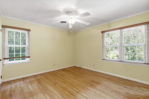 Tiny photo for 615 N Calhoun Street, Quincy, FL 32351 (MLS # 397799)