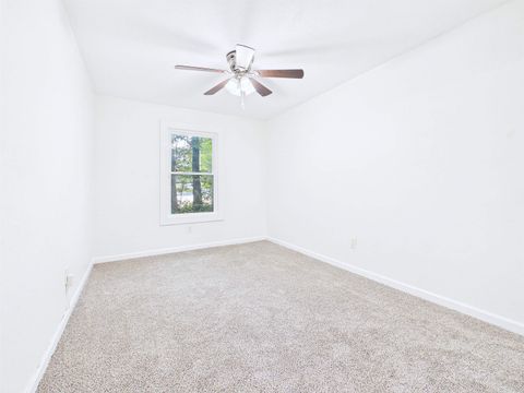 Tiny photo for 102 Boardwalk Lane, Tallahassee, FL 32301 (MLS # 402007)
