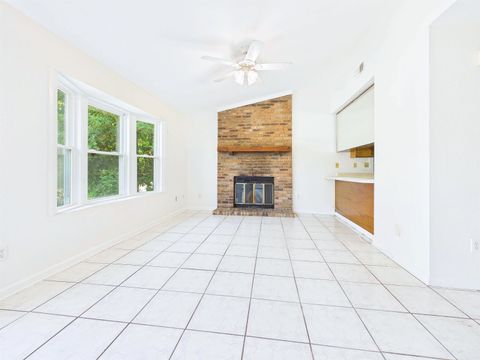 Tiny photo for 102 Boardwalk Lane, Tallahassee, FL 32301 (MLS # 402007)