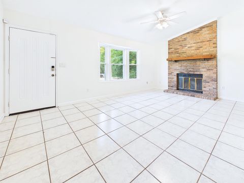 Tiny photo for 102 Boardwalk Lane, Tallahassee, FL 32301 (MLS # 402007)