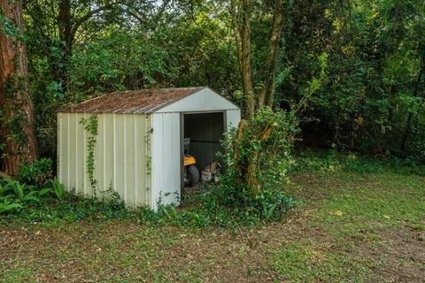 A home in TALLAHASSEE