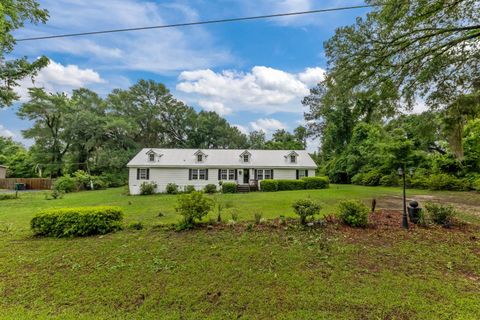 Tiny photo for 8473 MANOR Drive, Tallahassee, FL 32303 (MLS # 399935)