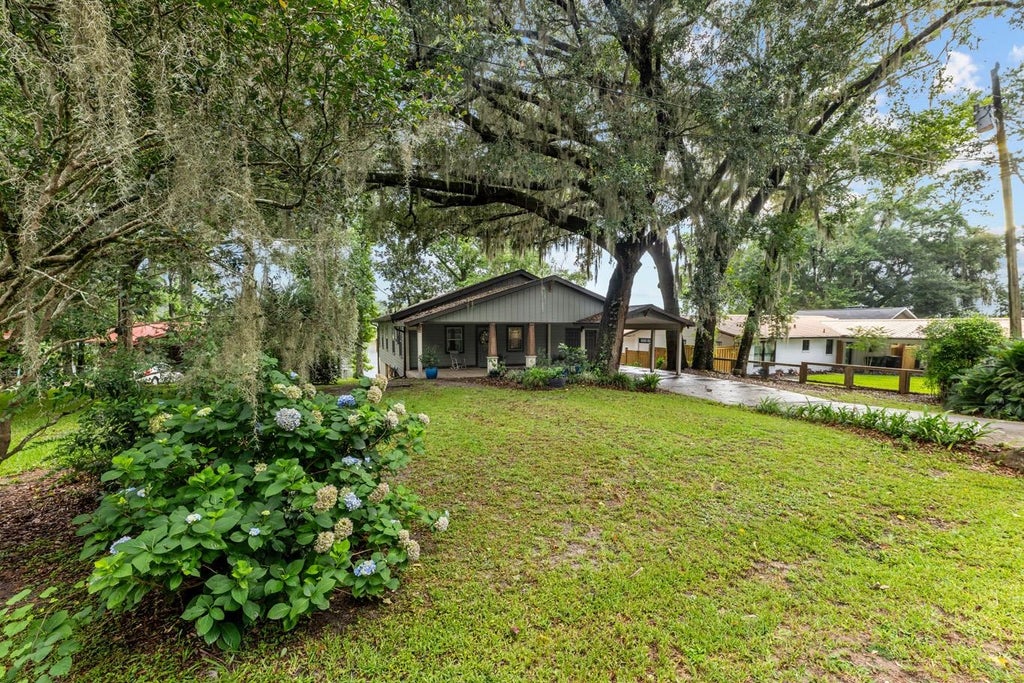 Photo of 24390 Lanier Street, Tallahassee, FL 32310 (MLS # 401631)
