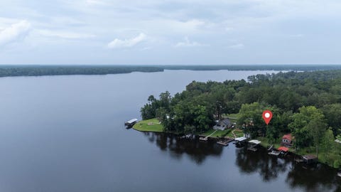 Tiny photo for 24390 Lanier Street, Tallahassee, FL 32310 (MLS # 401631)