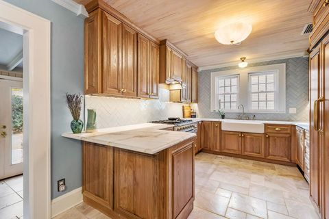 Tiny photo for 821 Ingleside Avenue, Tallahassee, FL 32303 (MLS # 395813)