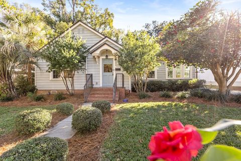 Photo of 821 Ingleside Avenue, Tallahassee, FL 32303 (MLS # 395813)