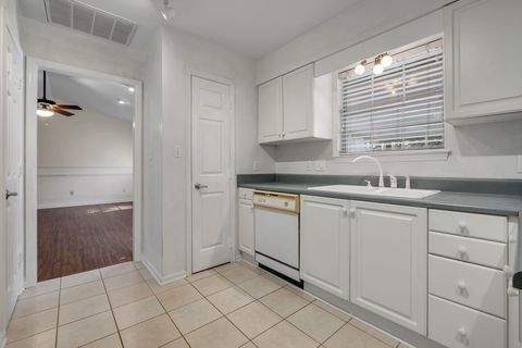 Tiny photo for 5049 STANWOOD Court, Tallahassee, FL 32311 (MLS # 399628)