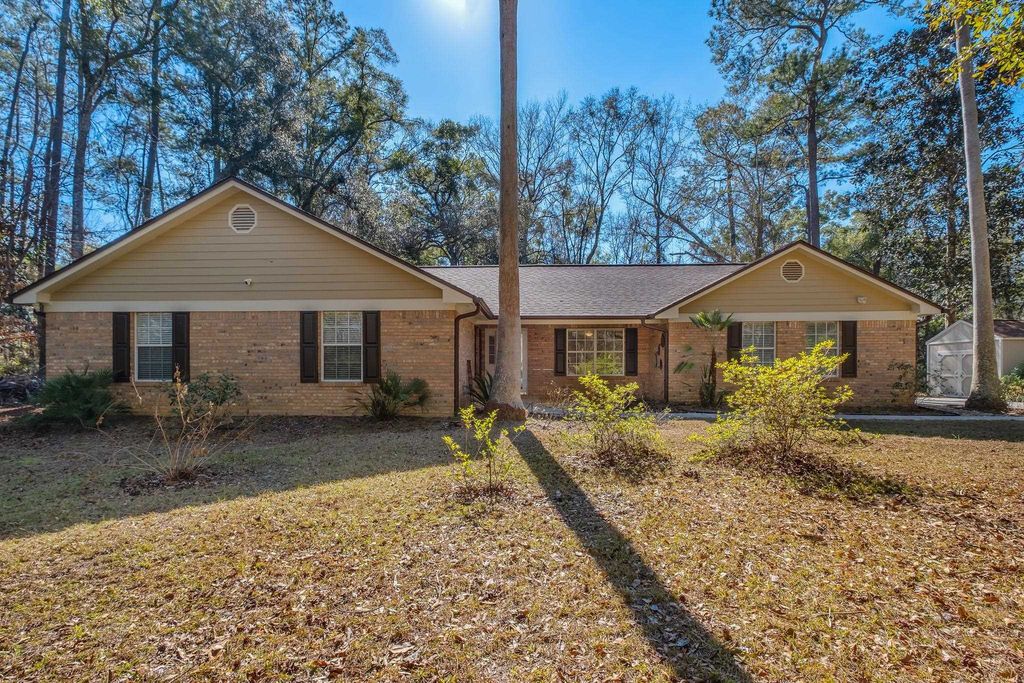 Photo of 5049 STANWOOD Court, Tallahassee, FL 32311 (MLS # 399628)