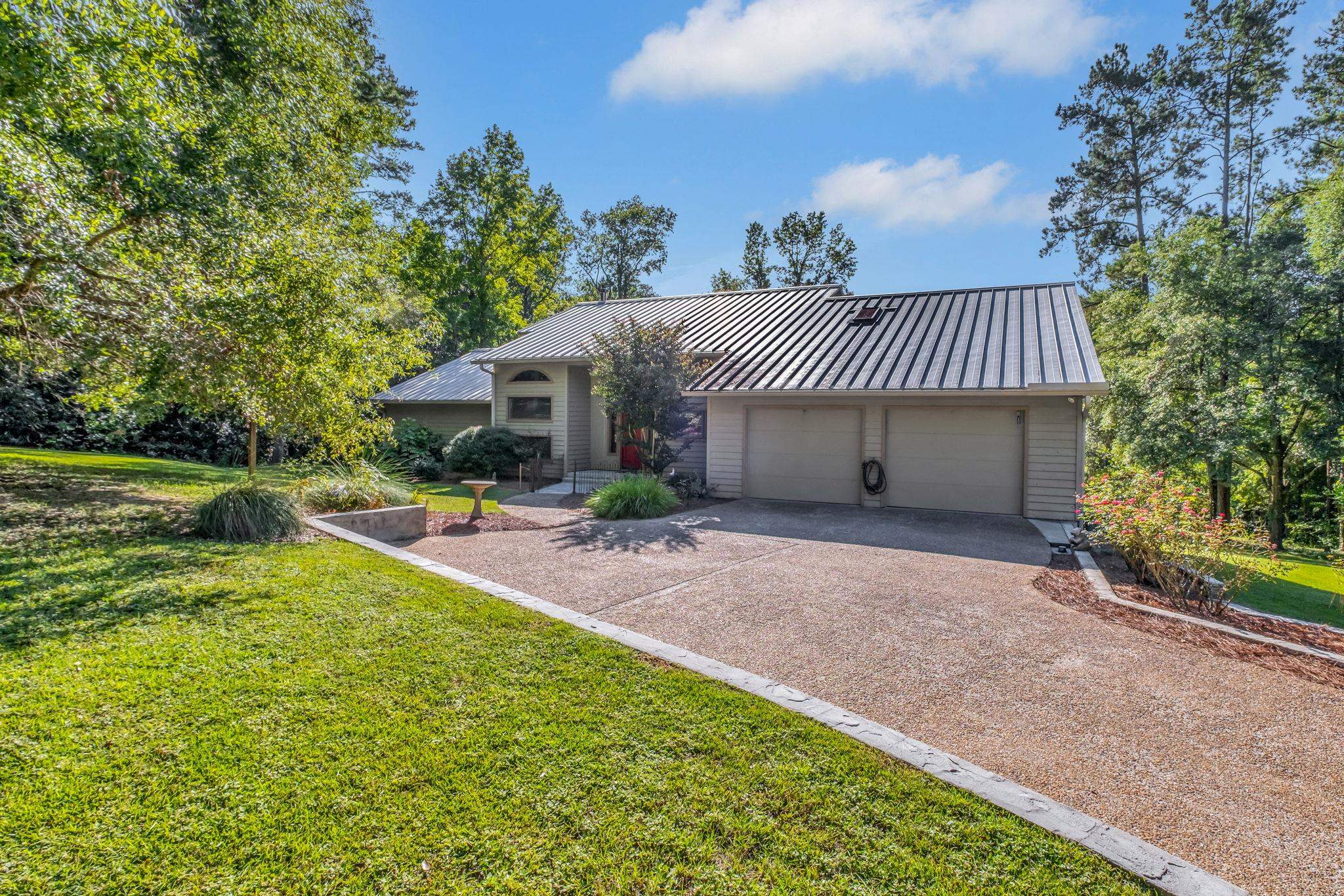 122 Wiregrass Lane