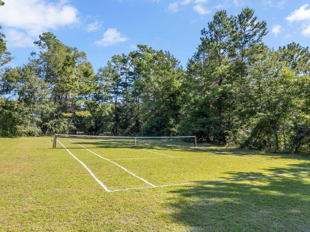 Photo of 122 Wiregrass Lane, Quincy, FL 32351 (MLS # 390760)