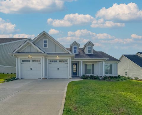 Photo of 8505 Castle Pine Drive, Tallahassee, FL 32312 (MLS # 387646)