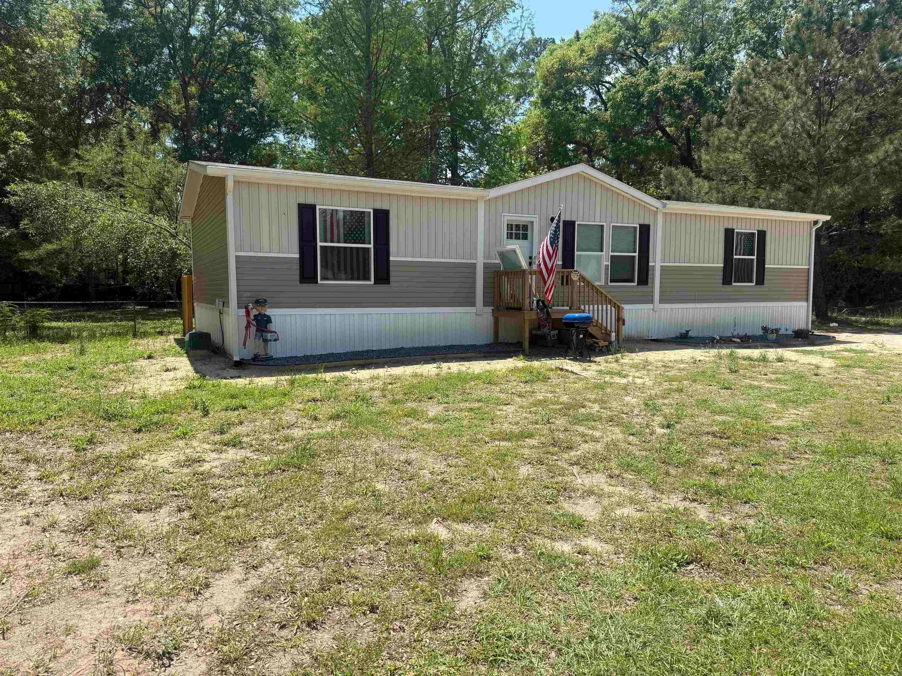 Photo 1 of 15 — 5 Klamath Street, Crawfordville, FL 32327