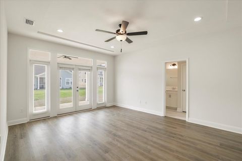Tiny photo for 336 Bienville Place, Tallahassee, FL 32317 (MLS # 387321)