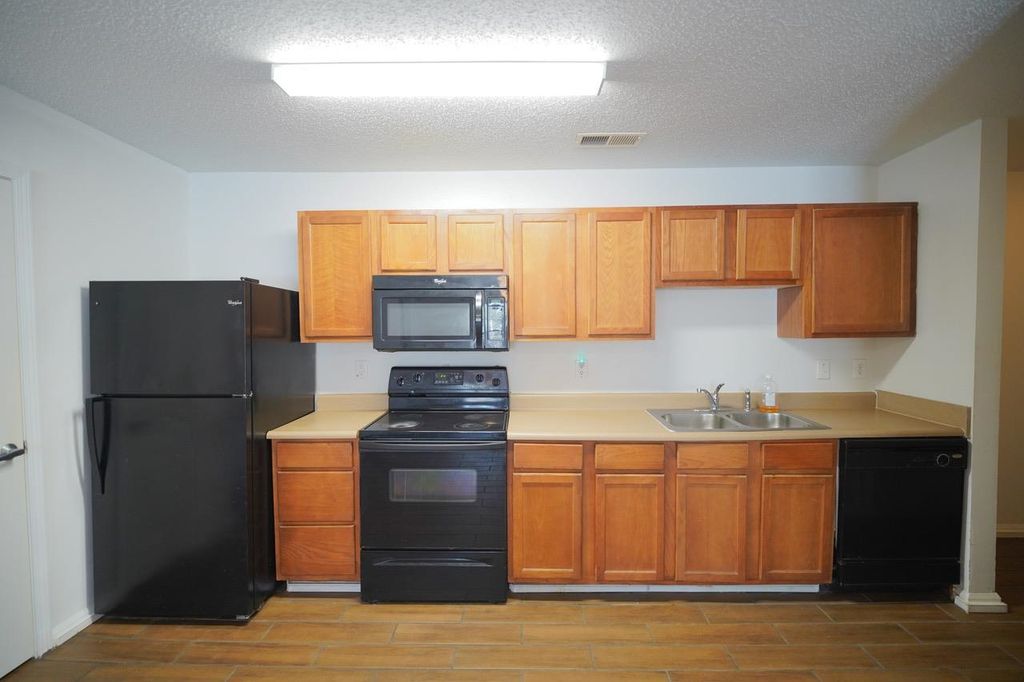 Photo of 3000 S Adams Street #833, Tallahassee, FL 32301 (MLS # 396430)