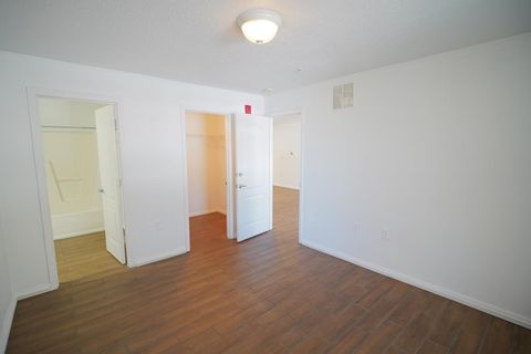 Tiny photo for 3000 S Adams Street #833, Tallahassee, FL 32301 (MLS # 396430)
