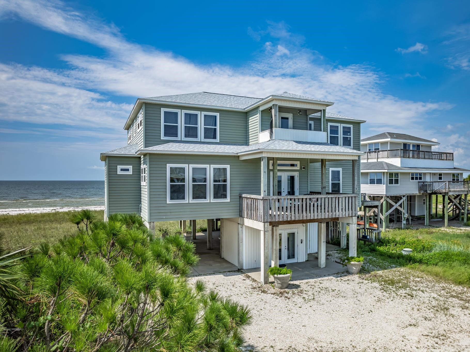 1573 ALLIGATOR Drive