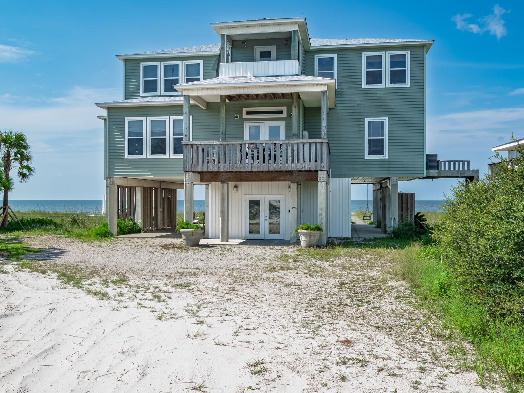 1573 ALLIGATOR Drive