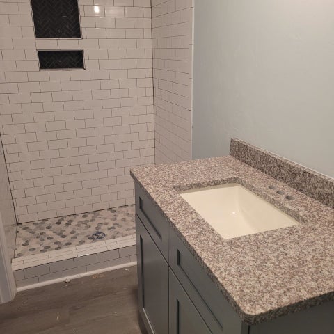 Tiny photo for 1234 Hidden Place, Tallahassee, FL 32304 (MLS # 401756)