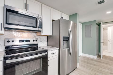 Tiny photo for 300 S Duval Street #1603, Tallahassee, FL 32301 (MLS # 392008)