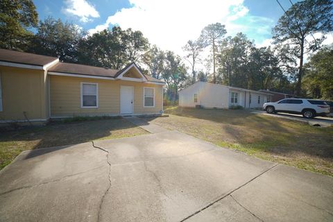 Photo of 6315 S Placid Place #B, Tallahassee, FL 32303 (MLS # 393959)