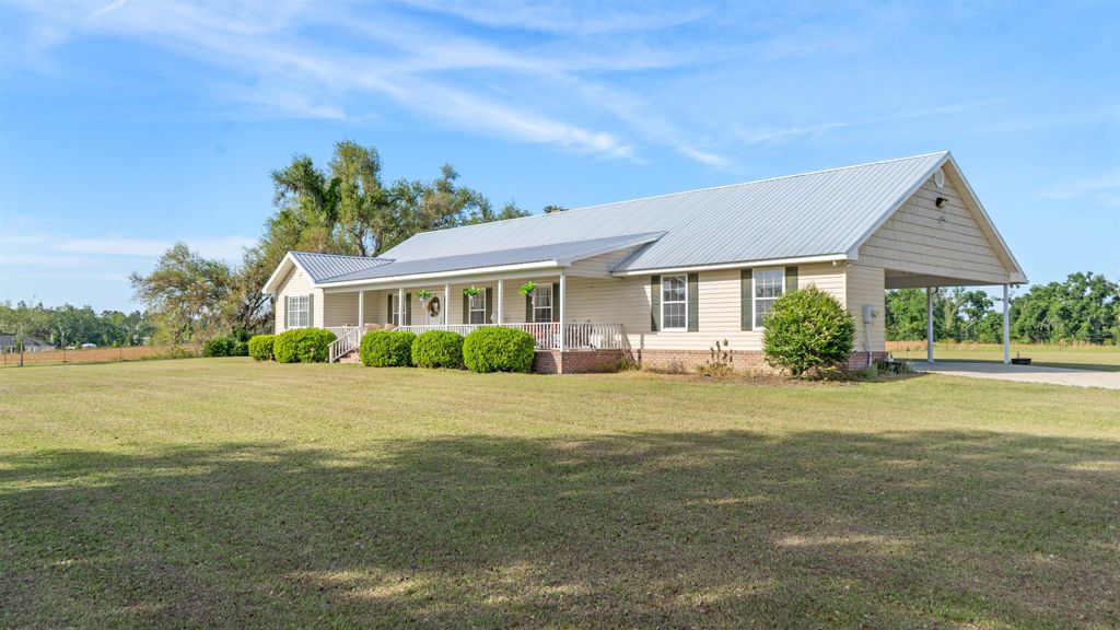 Photo of 1262 N State Road 53, Madison, FL 32340 (MLS # 398880)