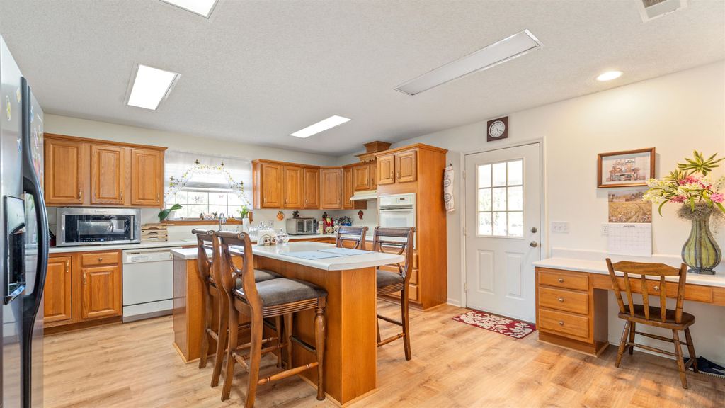 Photo of 1262 N State Road 53, Madison, FL 32340 (MLS # 398880)