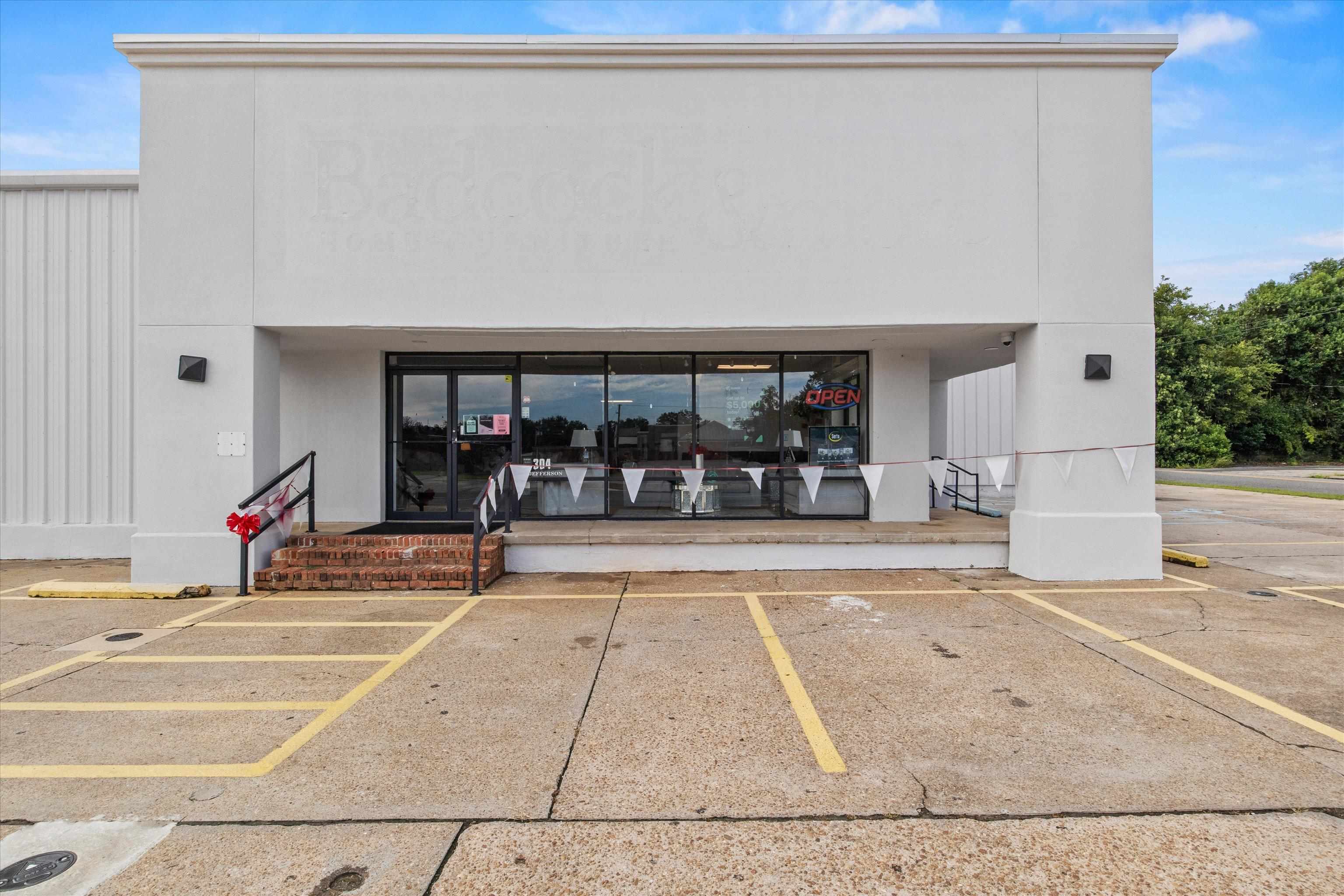 304 W Jefferson Street