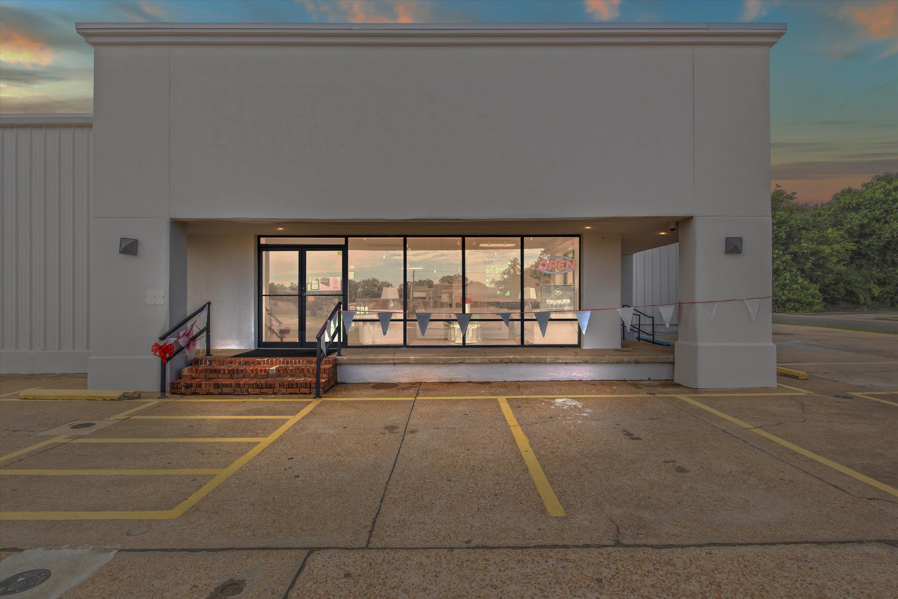 304 W Jefferson Street